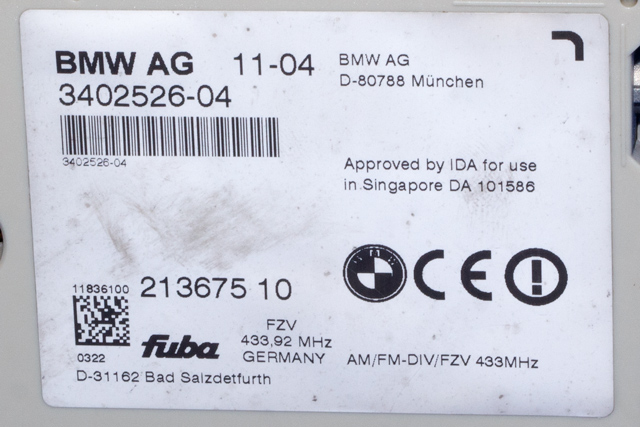 Antenne forsterker til BMW X3 2003-2006 (Fase 1) (E83) (E83) (BMW|3 402 526|)