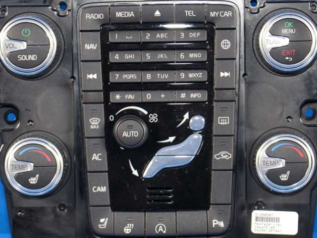Bilstereo navigasjon betjeningspanel til Volvo V60/V60 CC 2013-2018 (Type I, Fase 2) (VOLVO|31398587|)
