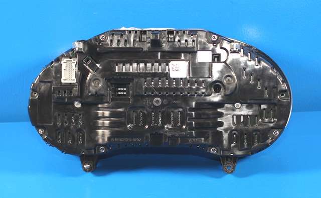 Instrumentpanel til Mercedes C-Klasse, Coupe/Cab 2015-2018 (Fase 1) (C205) (C205) (MERCEDES|A 205 900 09 18|)