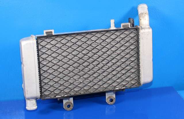 MC, Radiator høyre til MC Honda VFR800, 1998-2001 (SPORT) (SPORT) 