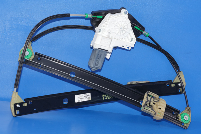 Ruteheis venstre foran til Audi A4, 2007-2014 (Type IV) (B8) (B8) (VAG|8K0 959 801 A)