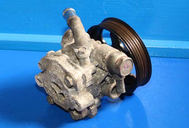 Servo pumpe mekanisk til Mitsubishi Outlander 2007-2010 (Type II, Fase 1)