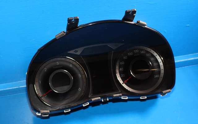 Instrumentpanel til Hyundai i40 2012-2017 (DNPE|11001-778900H|94011-3Z400|)
