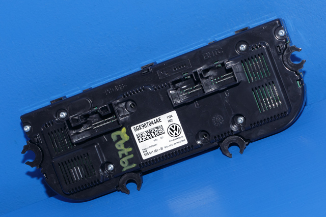 Varmeapparat betjening til VW Golf VII 2012-2017 (Fase 1)  (VAG|5GE 907 044 AE|)