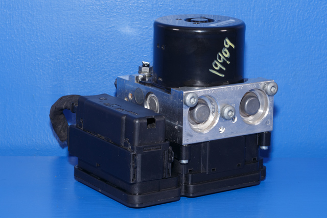 ABS sentral til VW Golf, Plus/Cross 2009-2013 (Fase 2)  (VAG|1K0 614 517 DE|1K0 907 379 BJ|)