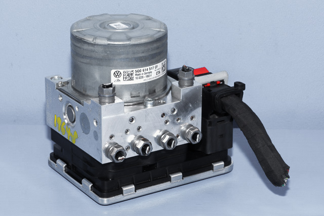 ABS sentral til VW Golf VII 2017-2020 (Fase 2) (VAG|5Q0 614 517 CF|)