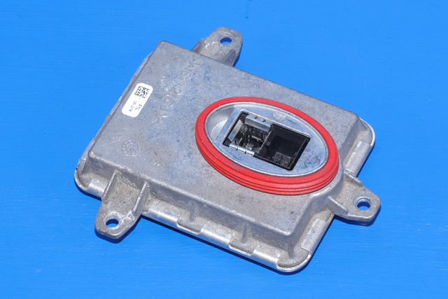Styreenhet xenon/ballast til Mercedes GLK 2008-2015 (X204) (X204) (MERCEDES|A 166 900 28 00|)