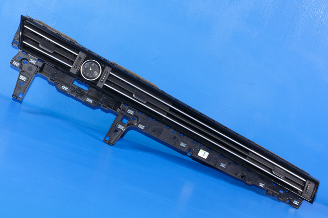 Dashbord friskluftdyse høyre til VW Passat, 2015-2019 (Fase 1) (B8) (B8) (VAG|3G1 858 416 F)