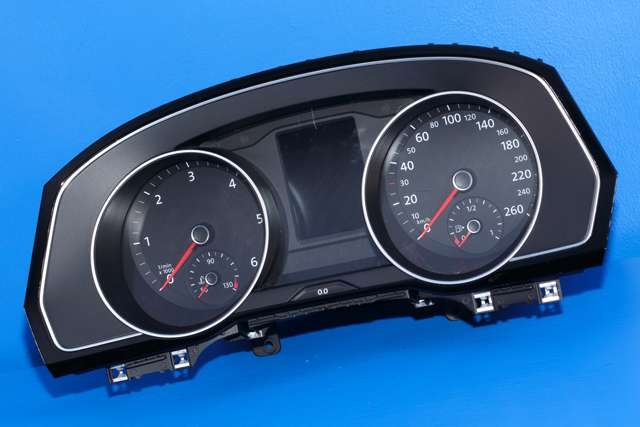 Instrumentpanel til VW Passat, 2015-2019 (Fase 1) (B8) (B8) (VAG|3G0 920 741 A)