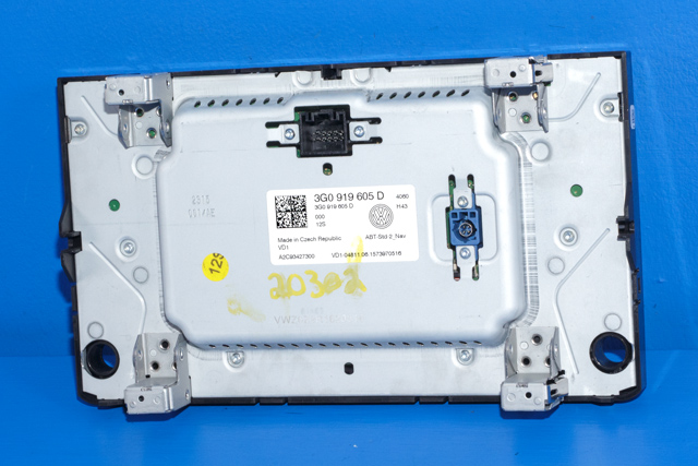 Bilstereo navigasjon betjeningspanel til VW Passat 2015-2019 (Fase 1) (B8) (B8) (VAG|3G0 919 605 D|)