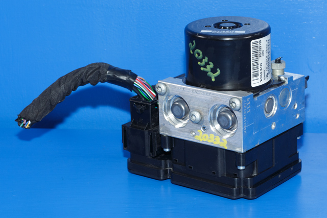 ABS sentral til Volvo V70 2007-2013 (Type III, Fase 1) (VOLVO|P31329139|)