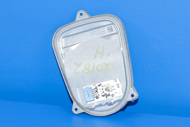 Styreenhet LED til Mercedes GLC, 2015-2022 (X253) (X253) (MERCEDES|A 253 906 66 00)