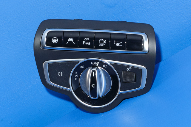 Bryter lys til Mercedes GLC, 2015-2022 (X253) (X253) (MERCEDES|A 205 905 70 07)