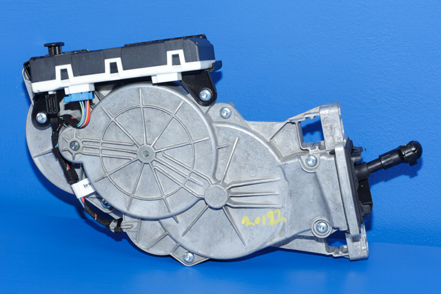 Baklukeåpner motor til Mercedes GLC 2015-2022 (X253) (X253) (MERCEDES|A 099 760 26 01|)