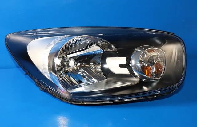 Frontlykt høyre halogen til Kia Picanto, 2011-2017 (Type II)  