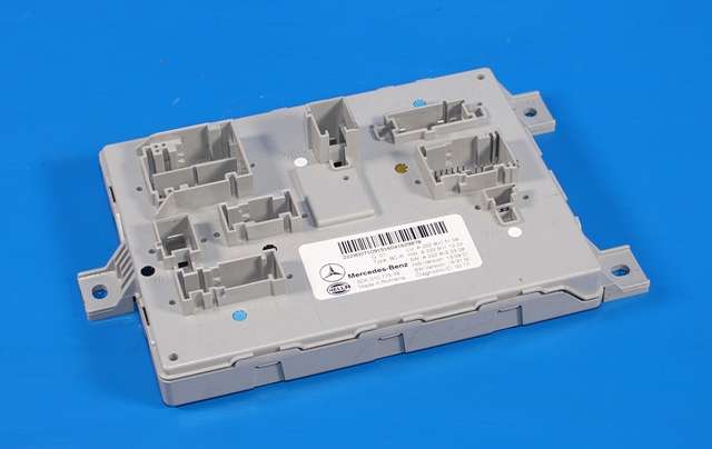 Styreenhet (SAM - Signal Acquisition Module) til Mercedes GLC, 2015-2022 (X253) (X253) (HELLA|5DK 010 775-76)