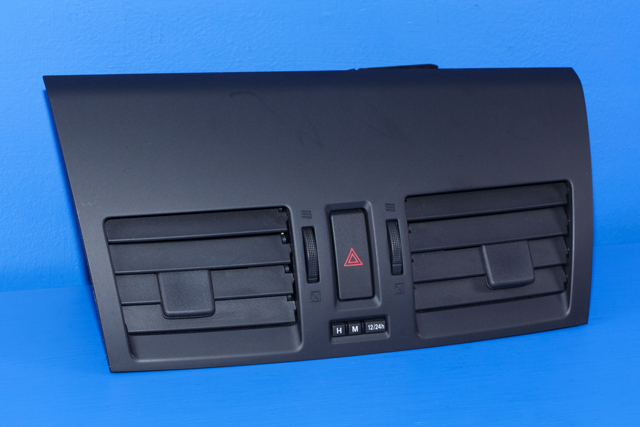 Dashbord friskluftdyse midtkonsoll til Mazda 3, 2009-2013 (Type II)  
