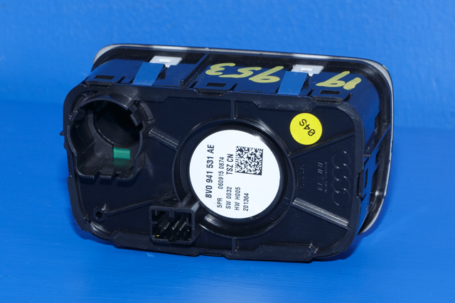 Bryter lys til Audi A3 2012-2016 (Type III, Fase 1) (VAG|8V0 941 531 AE|)