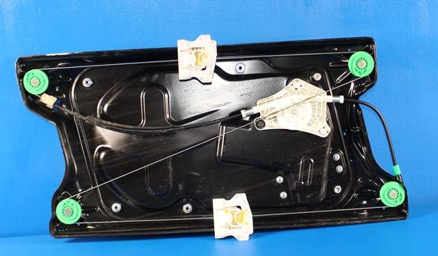 Ruteheis venstre foran til Land Rover Discovery 2009-2017 (Type IV)  (FORD|AH22-15B553-AA|)