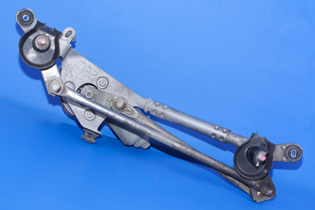 Viskermotor frontrute komplett m/overføring til Toyota Urban Cruiser 2009-2014  (DENSO|159300-2690|85110-52550|)