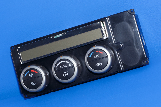 Varmeapparat betjening til Nissan Pathfinder 2005-2010 (Fase 1) (R51) (R51) (NISSAN|27500-EB51A|)