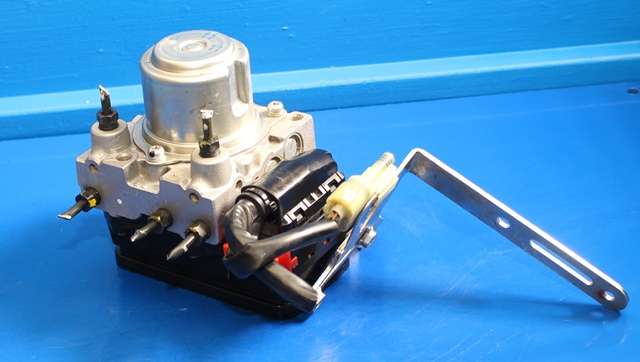 MC, ABS Sentral til MC Honda CBR600F 2011-2013  