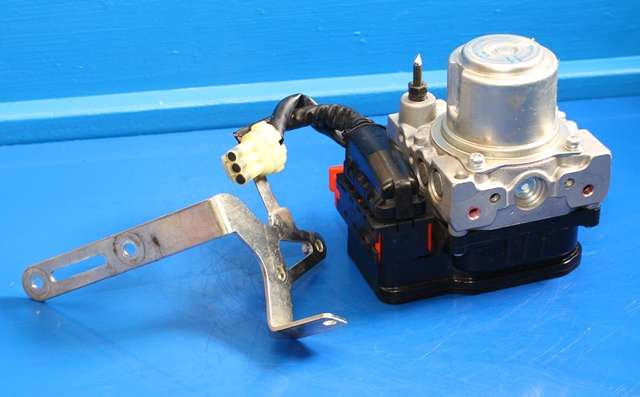 MC, ABS Sentral til MC Honda CBR600F 2011-2013  