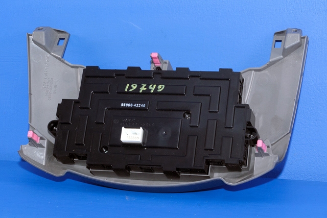 Varmeapparat betjening til Toyota RAV4 2006-2009 (Type III, Fase 1) (TOYOTA|55900-42240|)