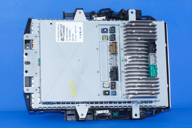 Multimedia display (MCU - Media Controller Unit) til Tesla Model S 2013-2016 (Fase 1) (TESLA|1004777-12-E|)