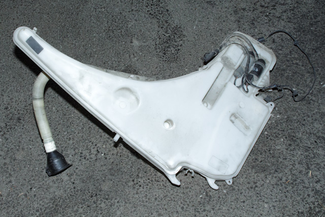 Spylertank foran til BMW 1-Serie 2004-2011 (E81/E82/E87/E88) (E81/E82/E87/E88) (BMW|7 068 998|)