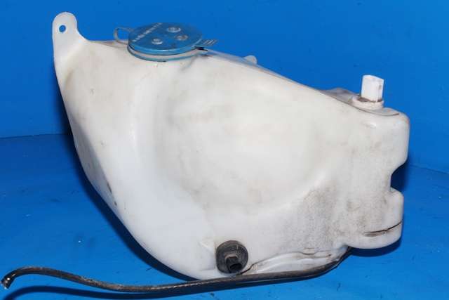 Spylertank foran til Mercedes Vito/Viano, 2010-2014 (Fase 2) (W639) (W639) (MERCEDES|A 639 869 00 20)