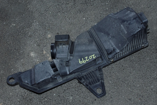 Luftfilterboks til BMW 1-Serie 2011-2015 (Fase 1) (F20/F21) (F20/F21) (BMW|7 051 665|)