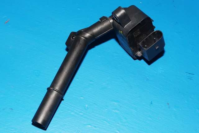 Coil til Mercedes B-Klasse, 2011-2018 (W246) (W246) (BOSCH|0 221 604 036)