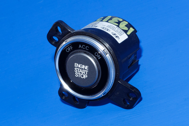 Bryter start/stopp til Hyundai Santa Fe 2012-2020 (Type III) (HYUNDAI|95430-2W750|)