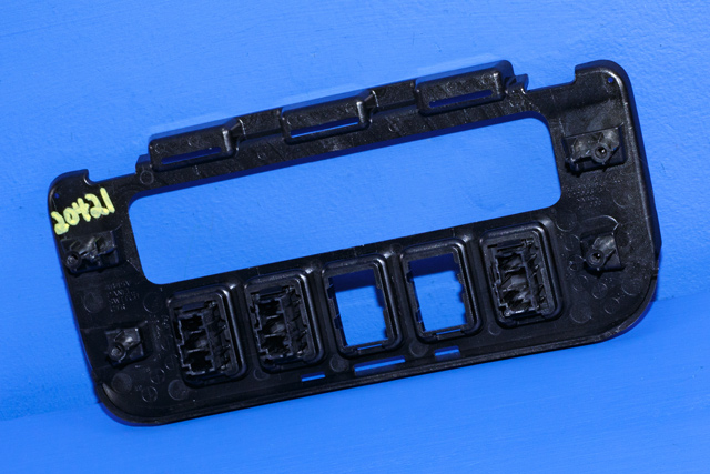 Dashbord diverse til Mitsubishi Outlander 2015-->> (Type III, Fase 2)  