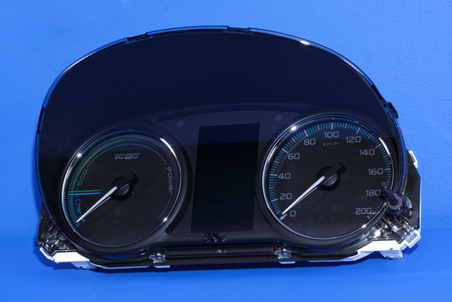 Instrumentpanel til Mitsubishi Outlander, 2015-->> (Type III, Fase 2)  (MITSUBISHI|8100C455)