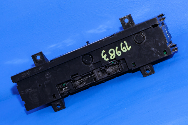 Varmeapparat betjening til Mercedes Sprinter 2013-2018 (Fase 2) (906) (906) (HELLA|5HB 009 012-34|A 906 830 28 85|)