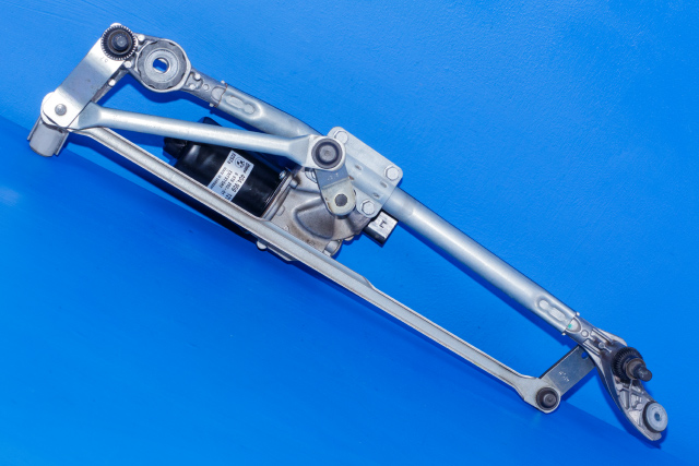 Viskermotor frontrute komplett m/overføring til BMW 3-Serie 2005-2011 (E90/E91/E92/E93) (E90/E91/E92/E93) (BMW|6 978 263|)