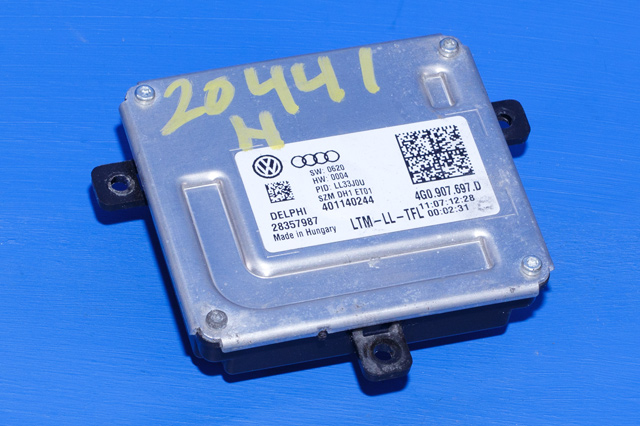 Styreenhet lys (LCM - Light Control Module) til Audi A4 2007-2014 (Type IV) (B8) (B8) (VAG|4G0 907 697 D|)