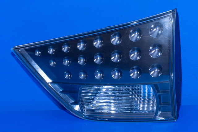 Baklykt høyre indre til Mitsubishi Outlander, 2007-2010 (Type II, Fase 1)
