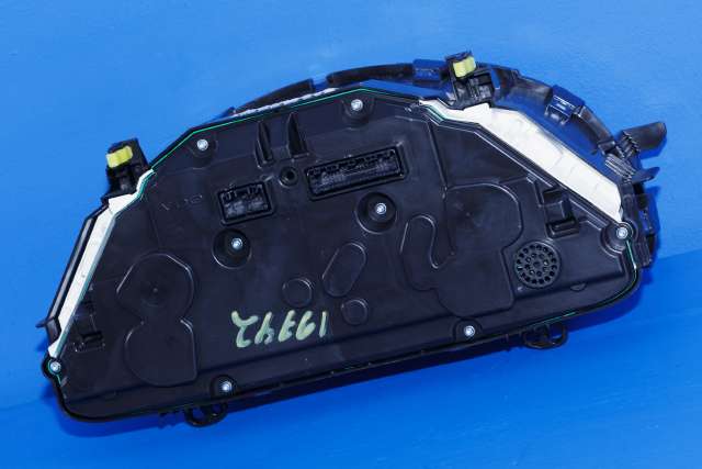 Instrumentpanel til Toyota Auris 2013-2015 (Type II, Fase 1)  (TOYOTA|83800-0ZW31|)
