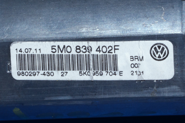 Ruteheis, kun motor, høyre bak til VW Golf, Plus/Cross 2009-2013 (Fase 2)  (VAG|5M0 839 402 F|)