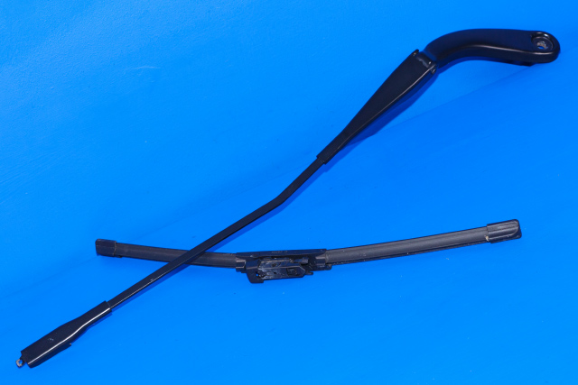 Viskerarm frontrute høyre til BMW 4-Serie, 2013-2020 (F32/F33/F36) (F32/F33/F36) 