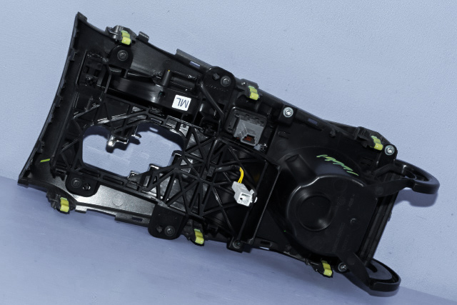 Dashbord diverse til Toyota Avensis 2009-2015 (Type III, Fase 1)  