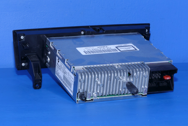 Bilstereo til BMW 3-Serie 2005-2011 (E90/E91/E92/E93) (E90/E91/E92/E93) (BMW|65.12-9 141 682|)