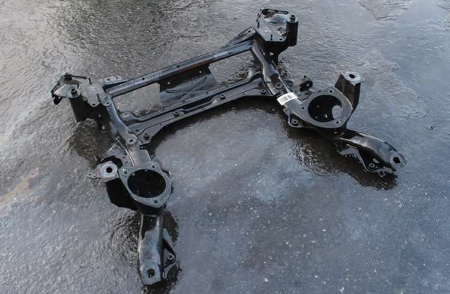 Travers foran hoved til BMW 4-Serie, 2013-2020 (F32/F33/F36) (F32/F33/F36) 