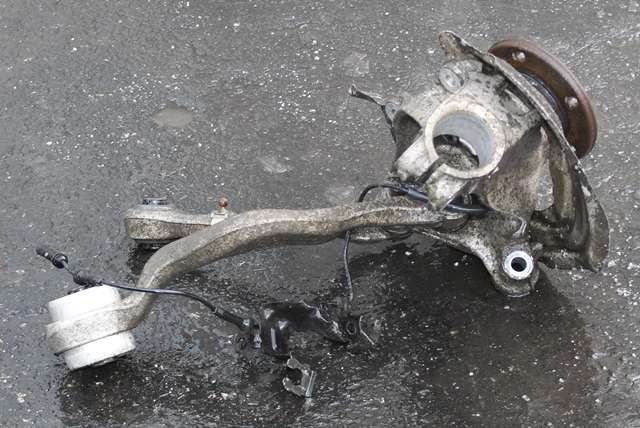 Hjulspindel venstre foran til BMW 4-Serie 2013-2020 (F32/F33/F36) (F32/F33/F36)