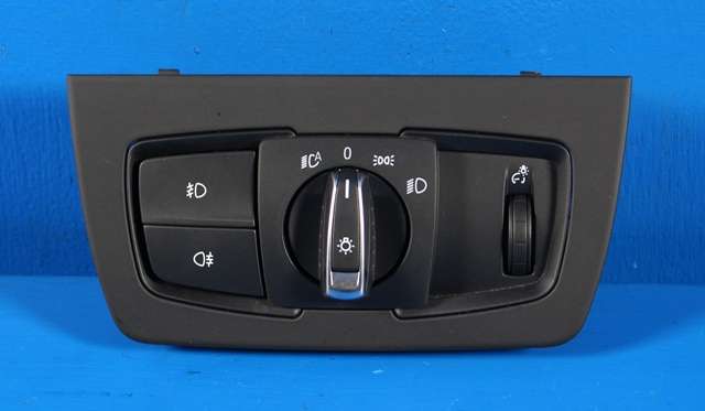 Bryter lys til BMW 3-Serie, 2012-2018 (F30/F31/F34) (F30/F31/F34) (BMW|61.31-9 265 303)