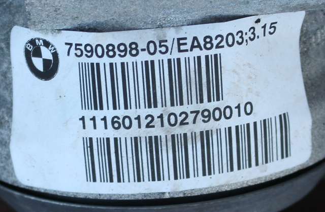 Kardang klokke foran til BMW 4-Serie 2013-2020 (F32/F33/F36) (F32/F33/F36) (BMW|7 590 898|)