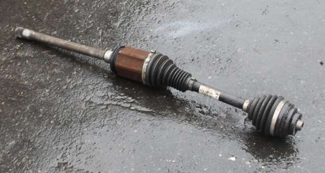 Drivaksel høyre foran, diesel/automat til BMW 3-Serie, 2012-2018 (F30/F31/F34) (F30/F31/F34)